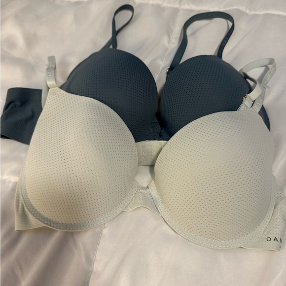 Danskin Intimates 36C Bra Bundle - Picture 1 of 5
